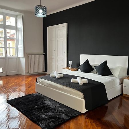Suite Cernaia Turin Luaran gambar
